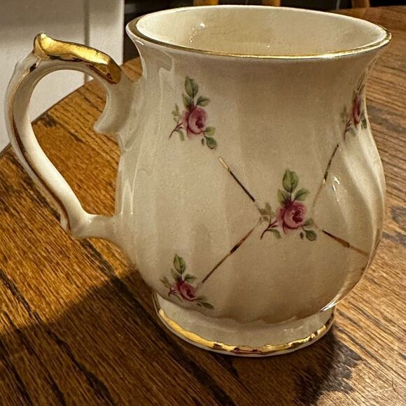 Antique English Sadler Gold rim floral porcelain creamer - Picture 4 of 6